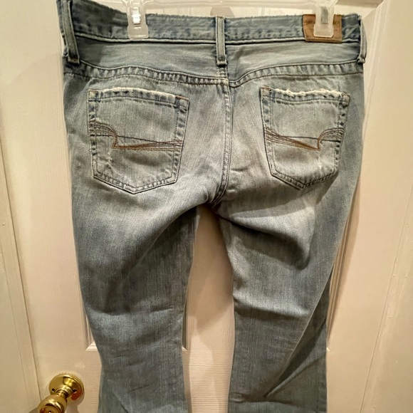 American Eagle Jeans, bootcut, distressed, size 6, short length - Picture 2 of 2